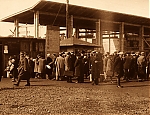 Dworzec_Autobusowy_MarszalkAlJer_1949.jpg