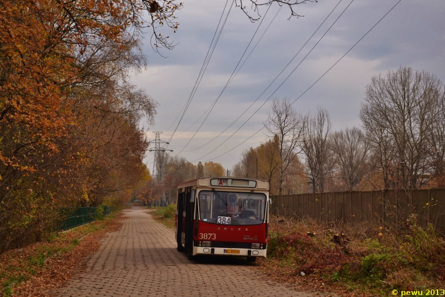 3873
Ciężko uwierzyć, że kiedyś autobusy kursowały tutaj liniowo. Jedno z moich ulubionych miejsc w Warszawie.
Słowa kluczowe: PR100 3873 Improwizacji wycieczka